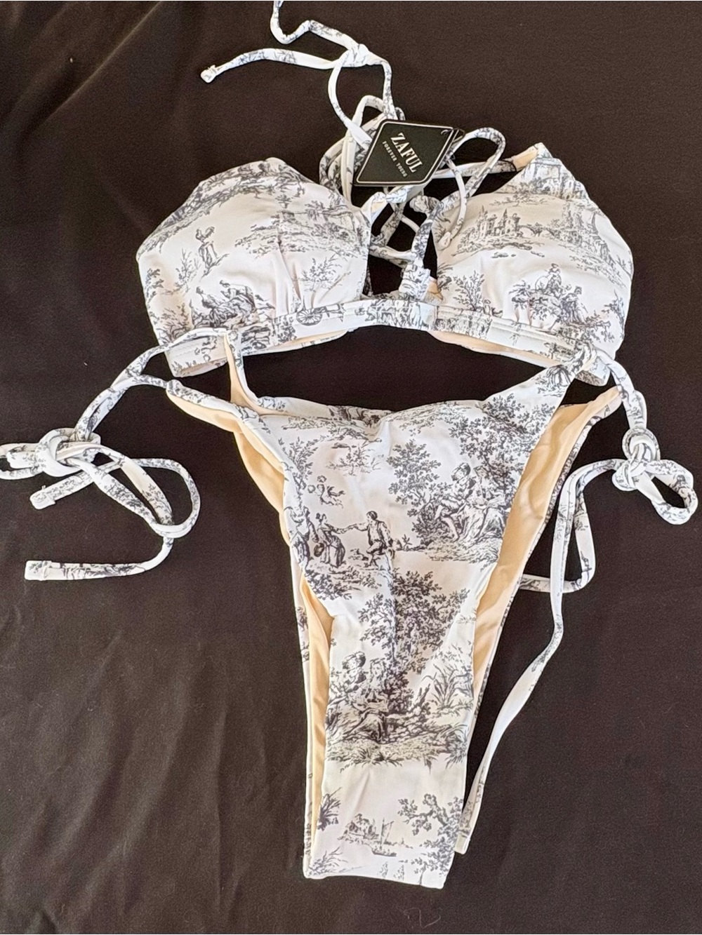 Zaful White Toile-Print String Bikini Set